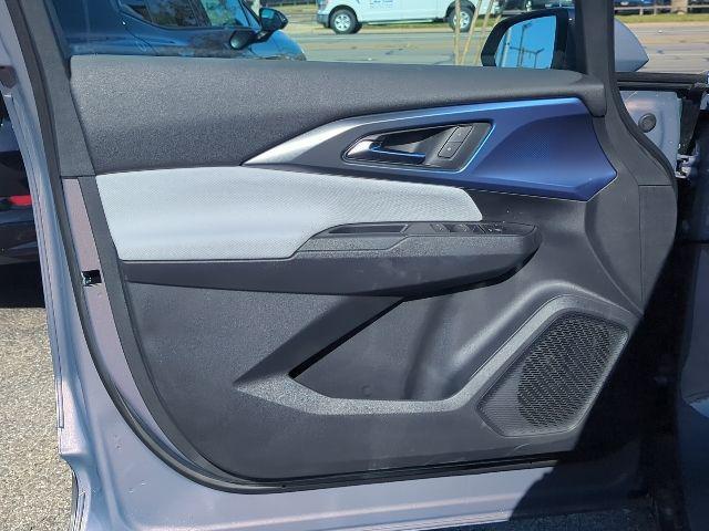 new 2026 Chevrolet Equinox EV car, priced at $39,889