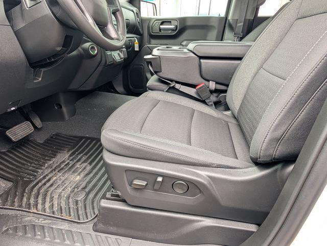 new 2026 Chevrolet Silverado 1500 car, priced at $40,660