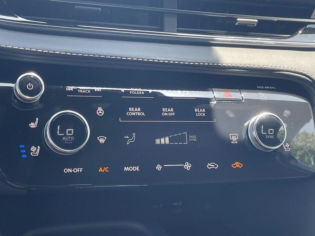 new 2027 INFINITI QX60 car, priced at $65,725