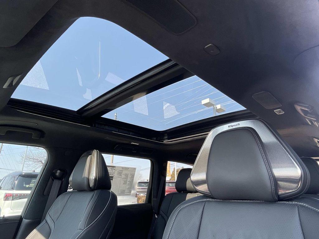 new 2026 INFINITI QX80 car, priced at $117,920