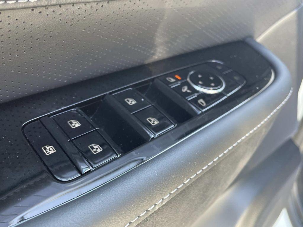 new 2026 INFINITI QX80 car, priced at $117,920