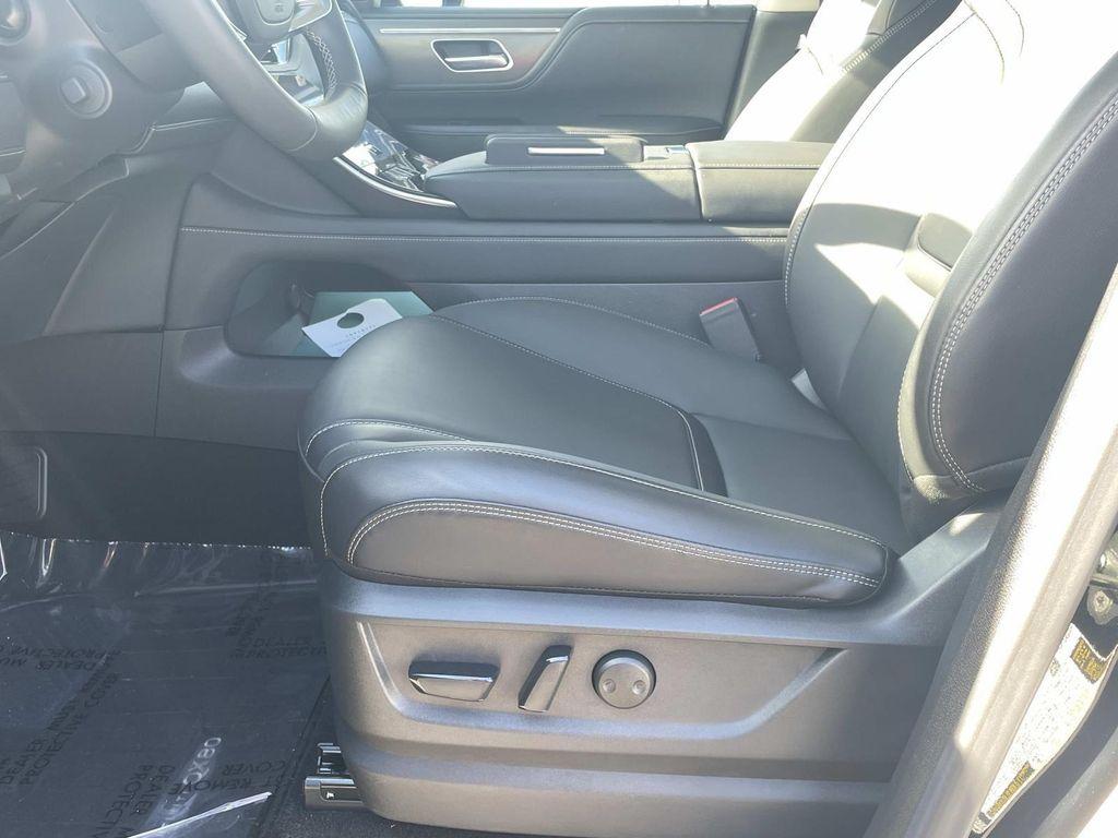 used 2025 INFINITI QX80 car, priced at $72,500