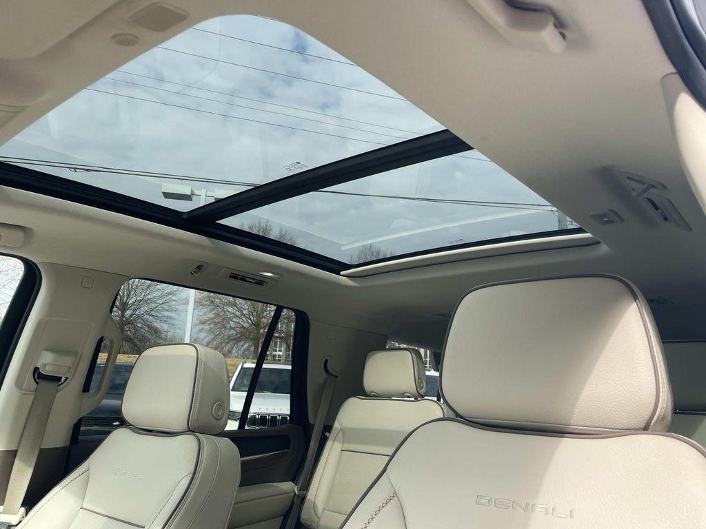 used 2023 GMC Yukon car, priced at $44,988