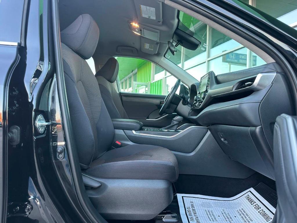 used 2020 Toyota Highlander car, priced at $26,950