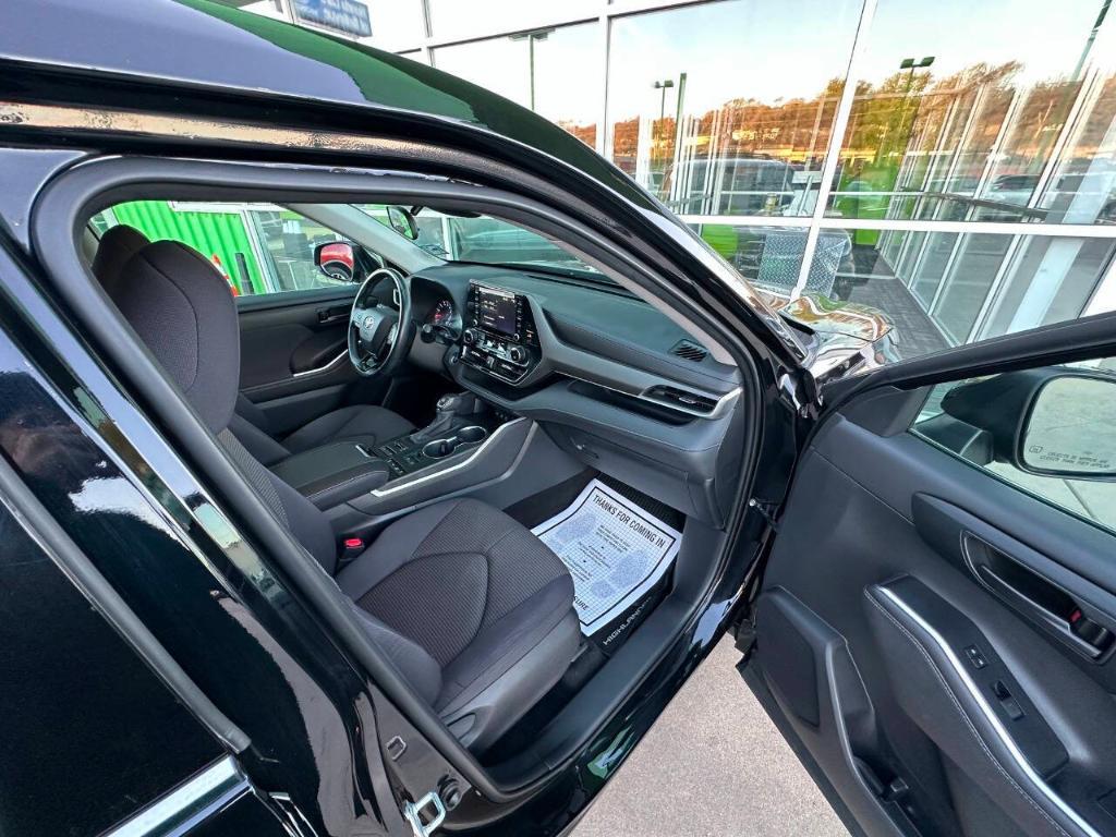 used 2020 Toyota Highlander car, priced at $26,950