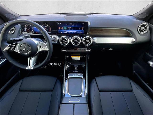new 2026 Mercedes-Benz GLB 250 car, priced at $49,325