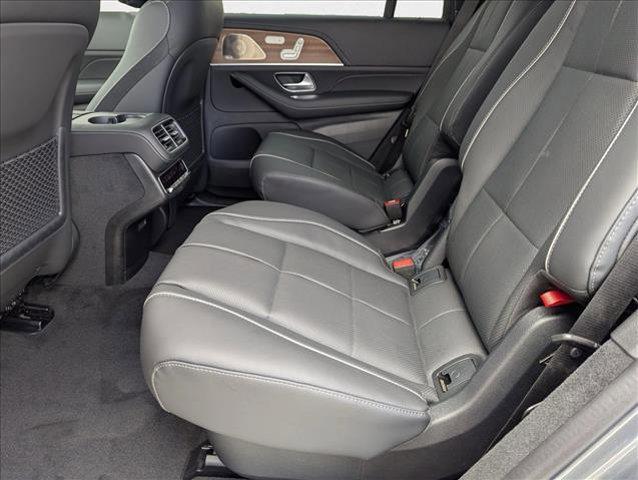 new 2026 Mercedes-Benz GLS 580 car, priced at $122,270