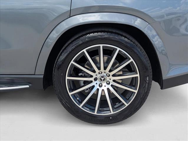 new 2026 Mercedes-Benz GLS 580 car, priced at $122,270