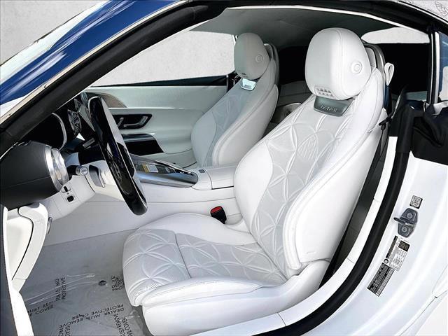 new 2026 Mercedes-Benz Maybach SL 680 Monogram Series car, priced at $232,650