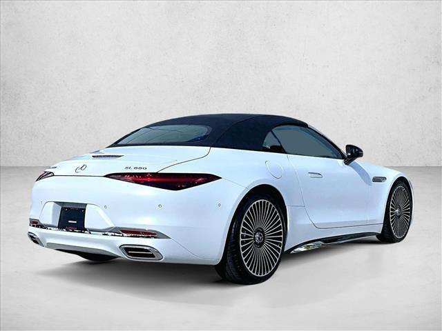 new 2026 Mercedes-Benz Maybach SL 680 Monogram Series car, priced at $232,650