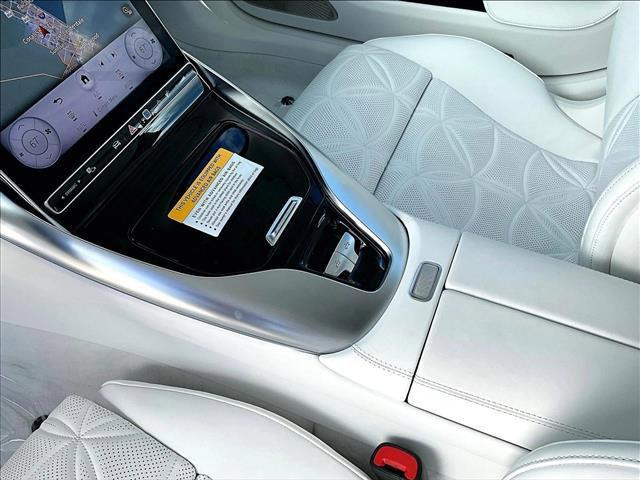 new 2026 Mercedes-Benz Maybach SL 680 Monogram Series car, priced at $232,650