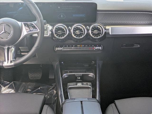 new 2025 Mercedes-Benz GLB 250 car, priced at $47,145