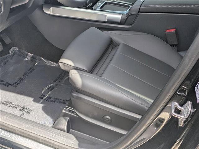 new 2025 Mercedes-Benz GLB 250 car, priced at $47,145