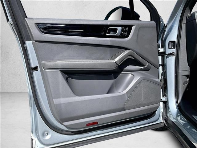 used 2020 Porsche Cayenne car, priced at $27,198