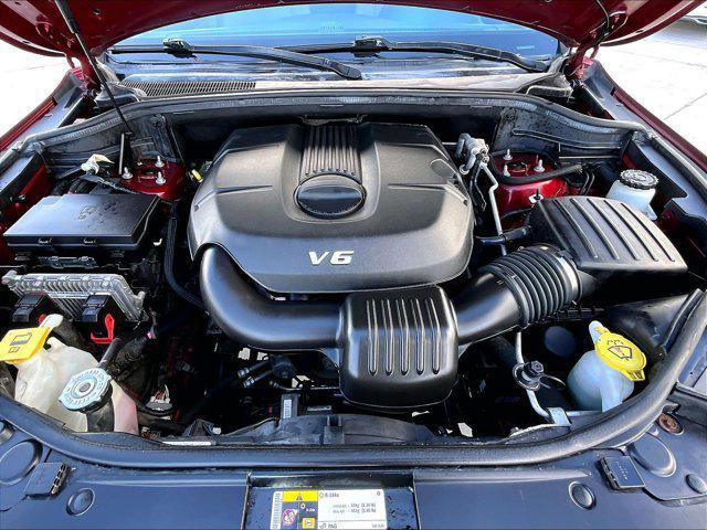 used 2014 Jeep Grand Cherokee car, priced at $9,849