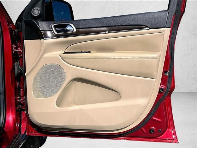 used 2014 Jeep Grand Cherokee car, priced at $9,849