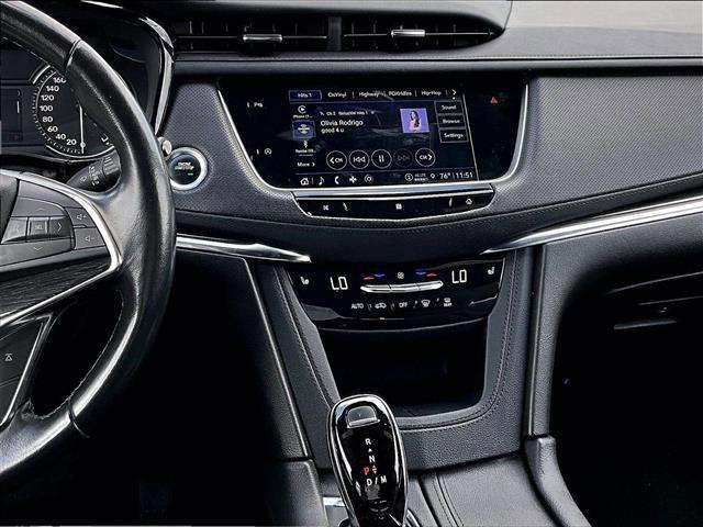 used 2021 Cadillac XT5 car, priced at $21,693