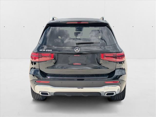 new 2025 Mercedes-Benz GLB 250 car, priced at $47,145