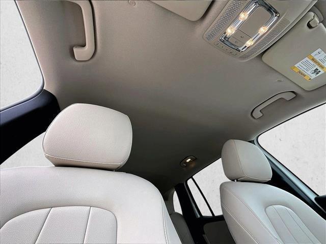 used 2022 Mercedes-Benz GLB 250 car, priced at $27,989