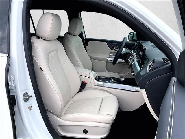 used 2025 Mercedes-Benz GLB 250 car, priced at $40,177