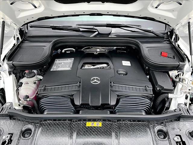 new 2026 Mercedes-Benz GLS 580 car, priced at $120,335