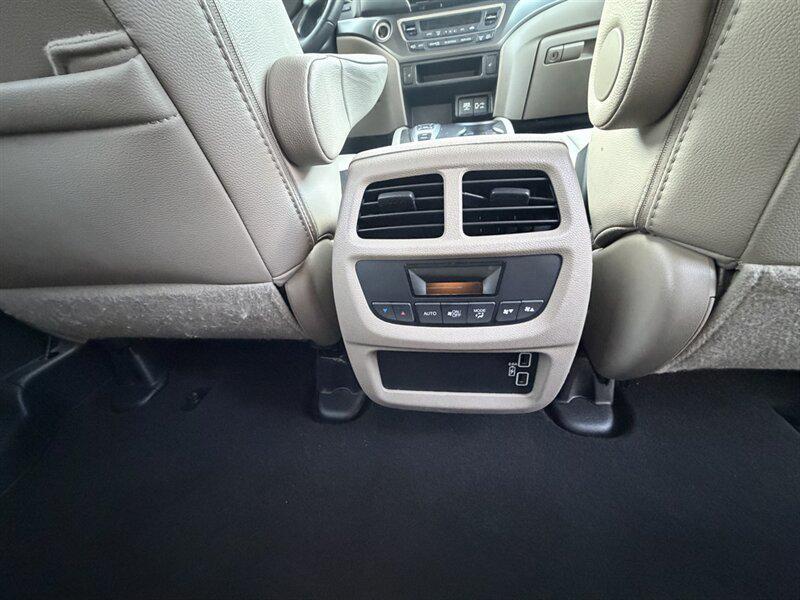 used 2021 Honda Pilot car, priced at $29,980