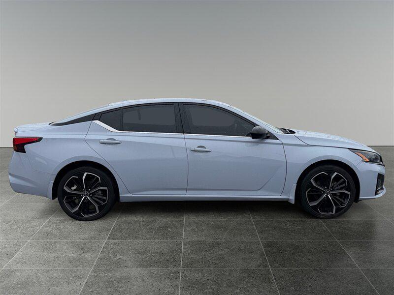 used 2023 Nissan Altima car, priced at $25,990