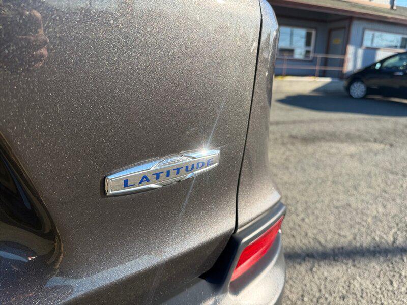 used 2019 Jeep Cherokee car, priced at $13,590