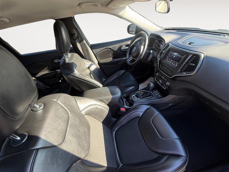 used 2019 Jeep Cherokee car, priced at $13,590