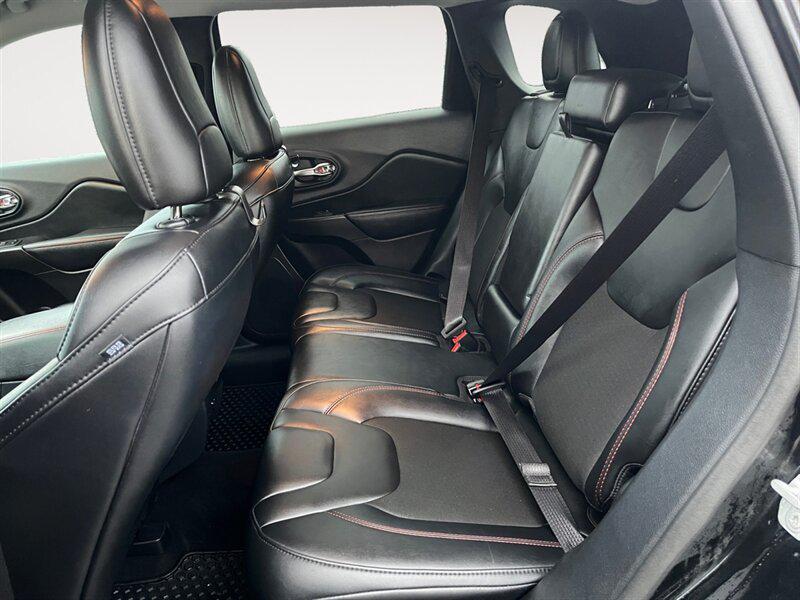 used 2022 Jeep Cherokee car, priced at $19,980