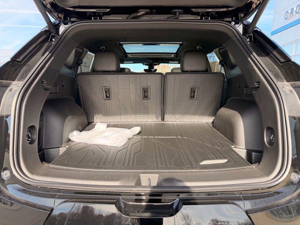 new 2025 Chevrolet Blazer car, priced at $46,710