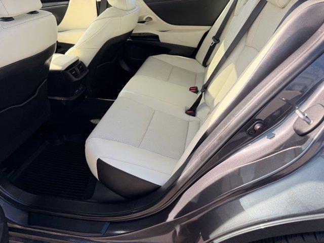 used 2022 Lexus ES 250 car, priced at $30,337