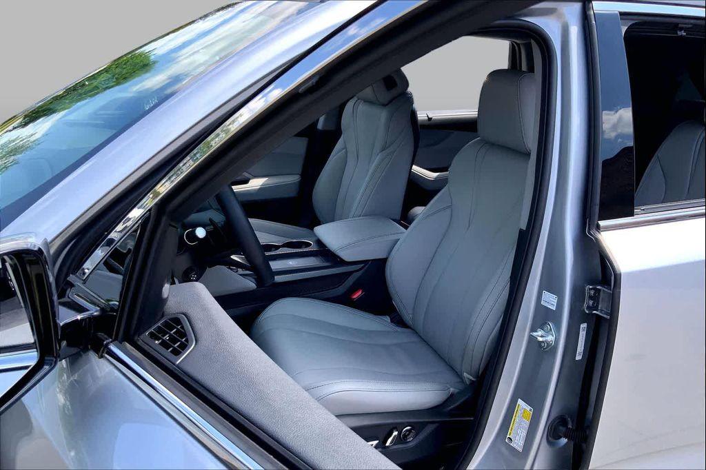 used 2026 Acura MDX car, priced at $54,015
