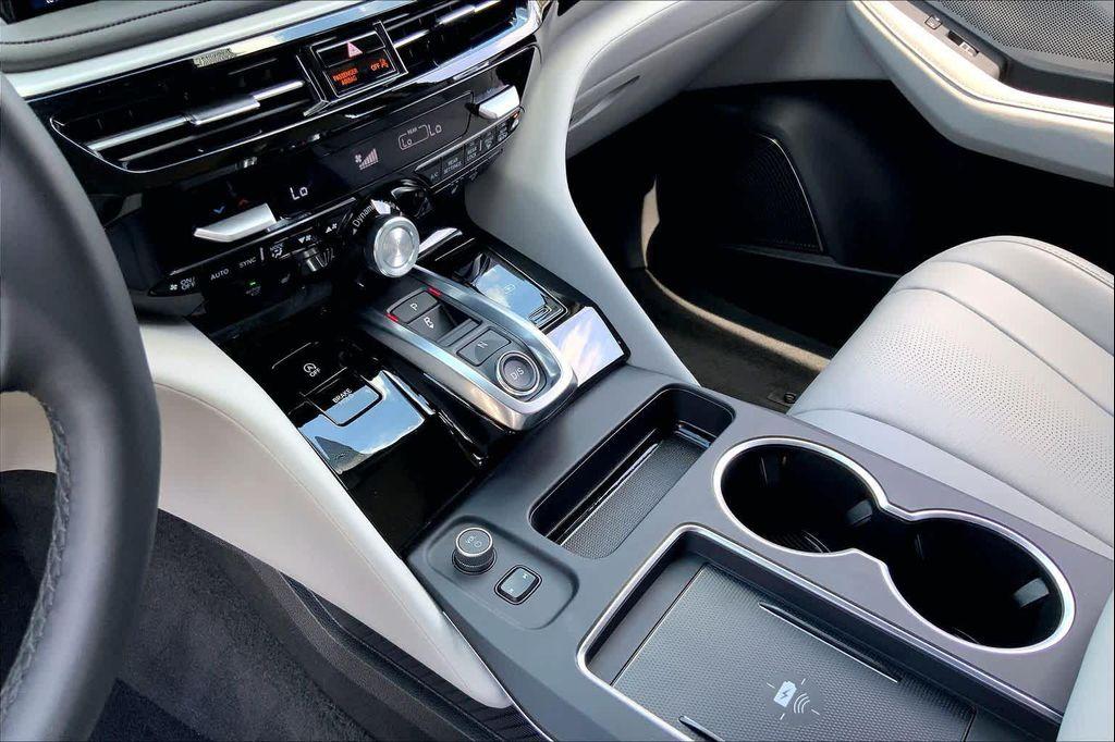 used 2026 Acura MDX car, priced at $54,015