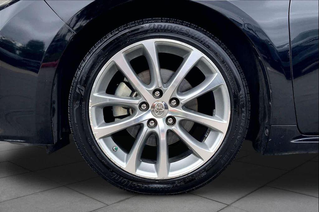 used 2014 Toyota Avalon car, priced at $11,715