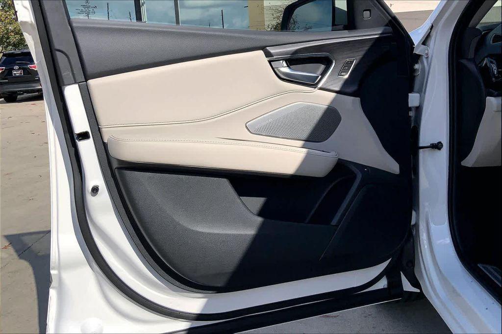 new 2026 Acura RDX car, priced at $55,125