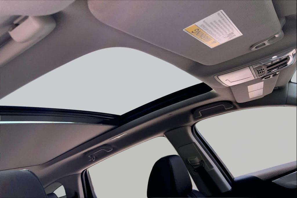 used 2026 Acura MDX car, priced at $48,015