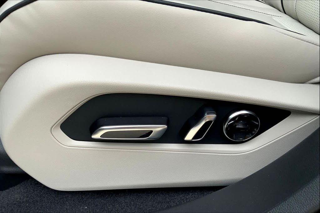 new 2026 Acura RDX car, priced at $55,125