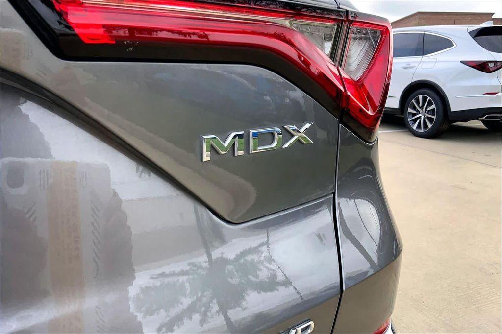 used 2024 Acura MDX car, priced at $38,015