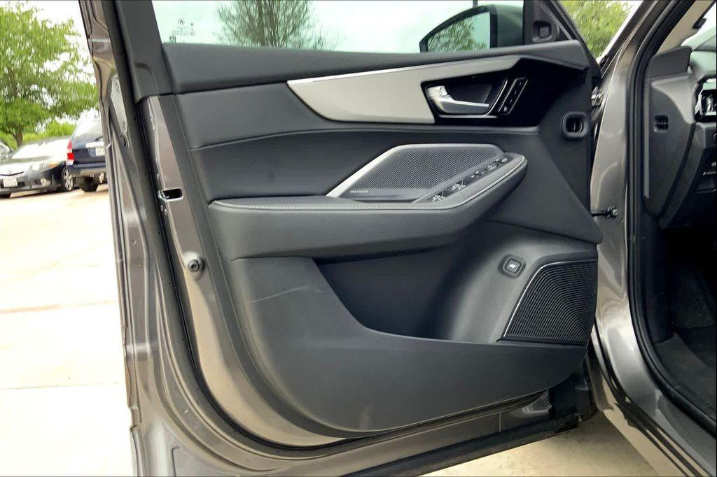new 2026 Acura MDX car, priced at $61,675