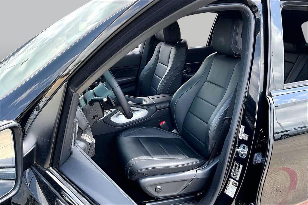 used 2023 Mercedes-Benz GLE 450 car, priced at $48,215