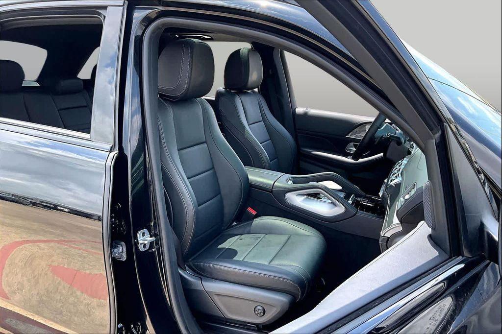 used 2023 Mercedes-Benz GLE 450 car, priced at $48,215