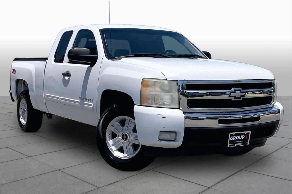 used 2011 Chevrolet Silverado 1500 car, priced at $12,015