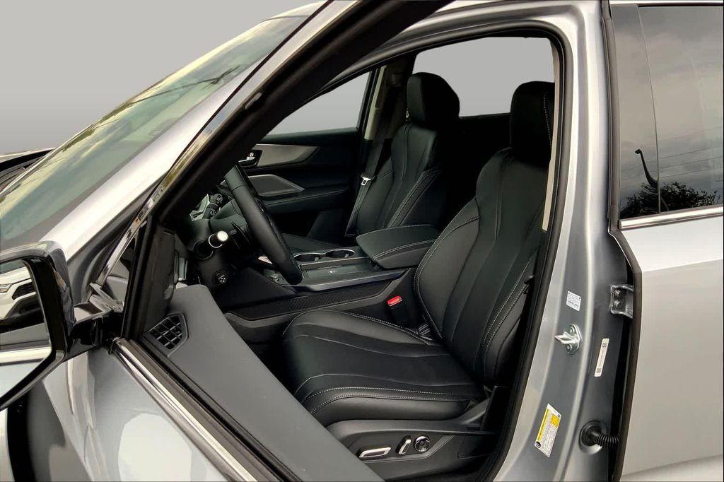 new 2026 Acura MDX car, priced at $60,975