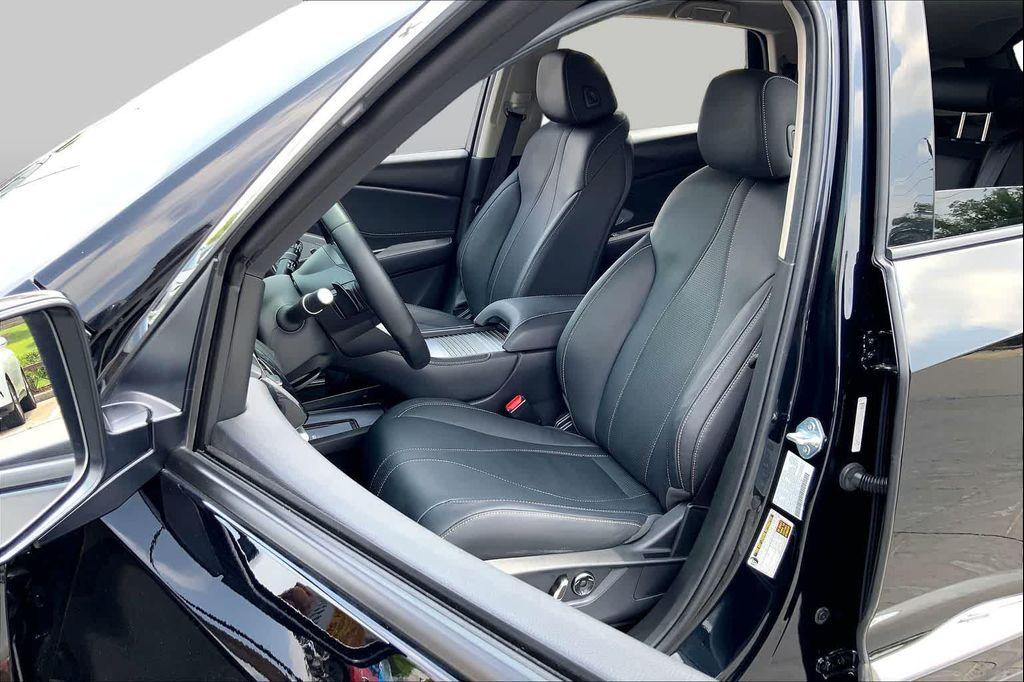 used 2023 Acura RDX car, priced at $33,215