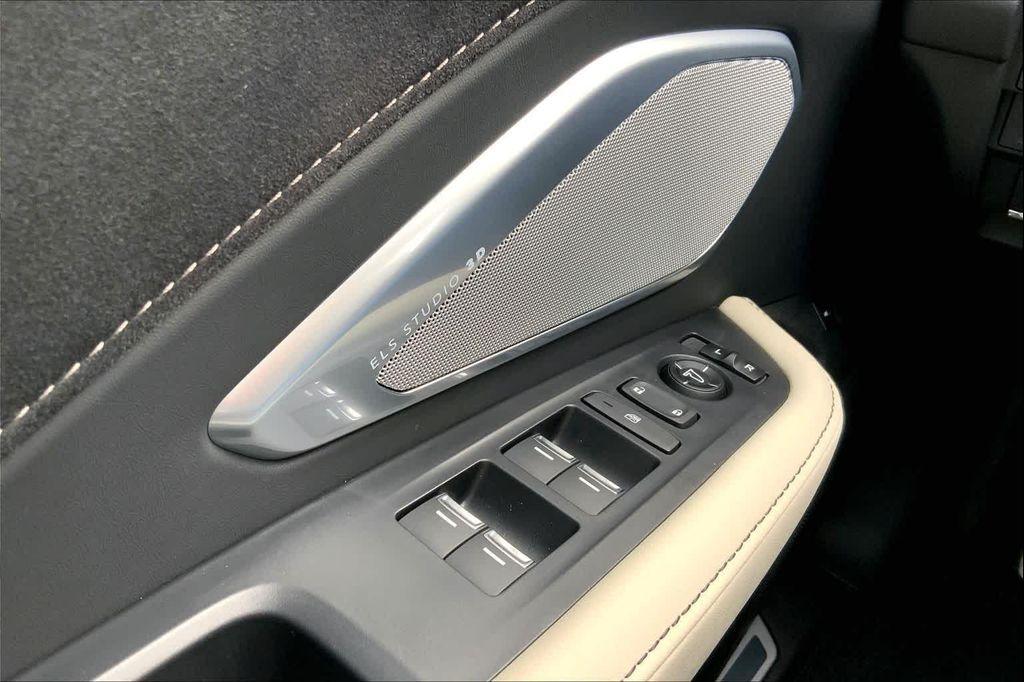 new 2026 Acura RDX car, priced at $52,975