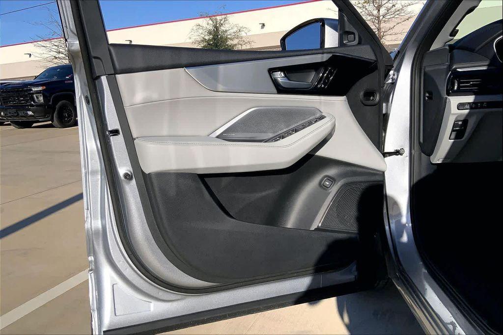 new 2026 Acura MDX car, priced at $58,775
