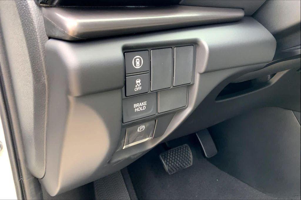new 2026 Acura RDX car, priced at $47,375