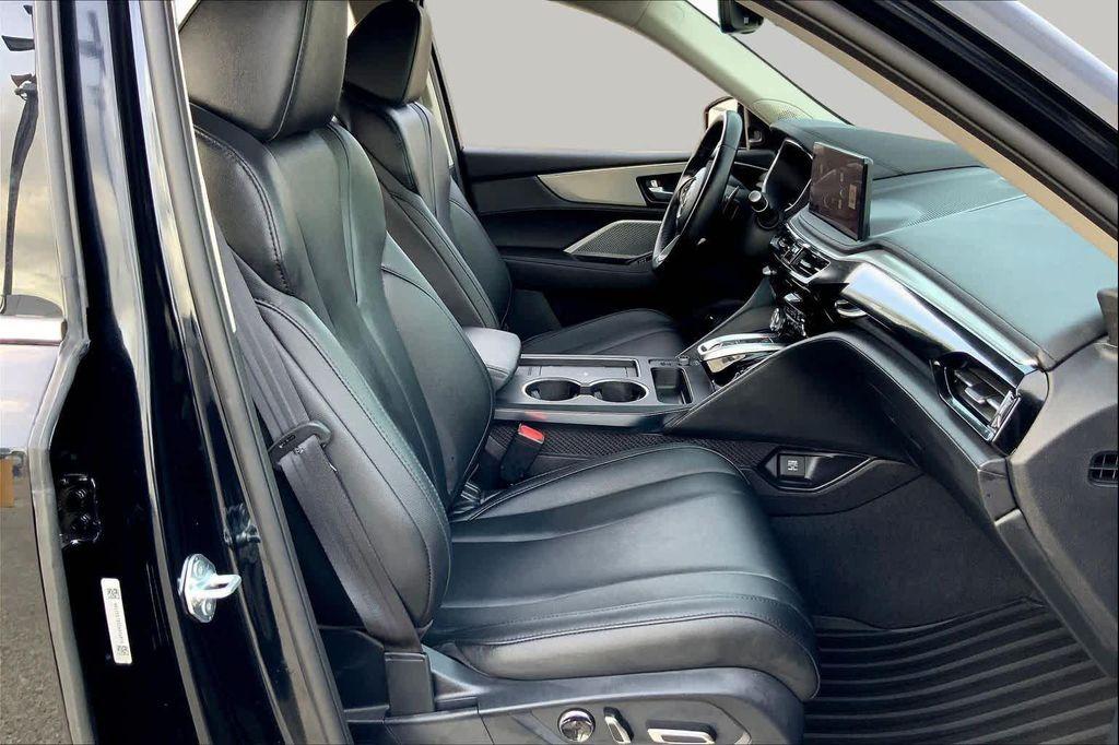 used 2025 Acura MDX car, priced at $42,215