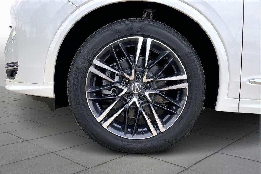 new 2026 Acura MDX car, priced at $69,175
